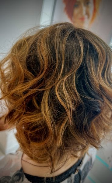 Balayage natural cu volum, par ondulat si coafat natural