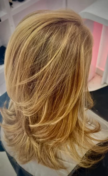 Balayage natural effect luminos Thomas Hairstylist